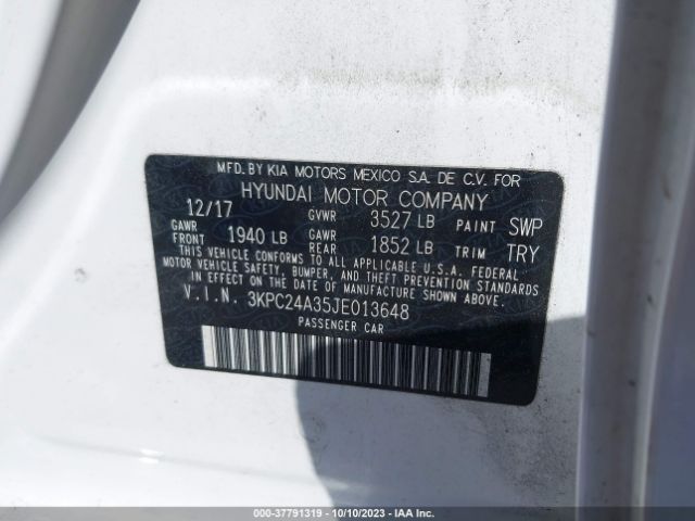 Photo 8 VIN: 3KPC24A35JE013648 - HYUNDAI ACCENT 