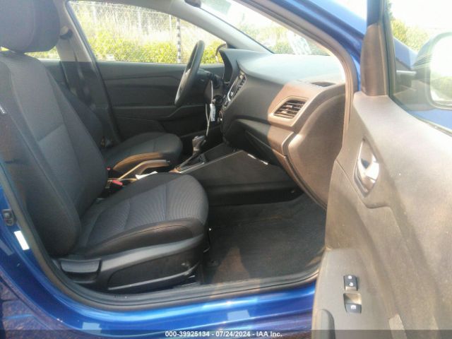 Photo 4 VIN: 3KPC24A35KE039099 - HYUNDAI ACCENT 