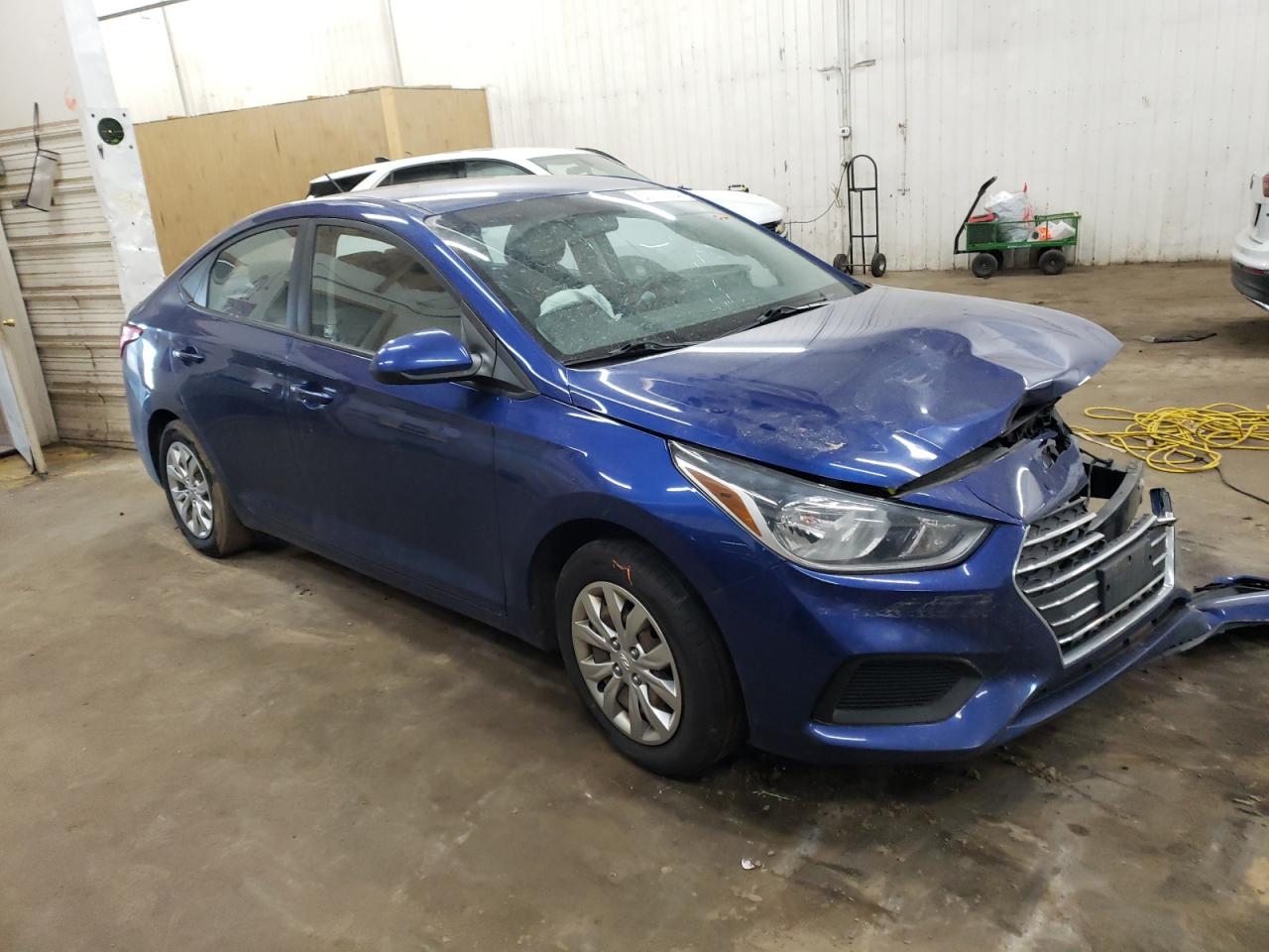 Photo 3 VIN: 3KPC24A35KE043170 - HYUNDAI ACCENT 