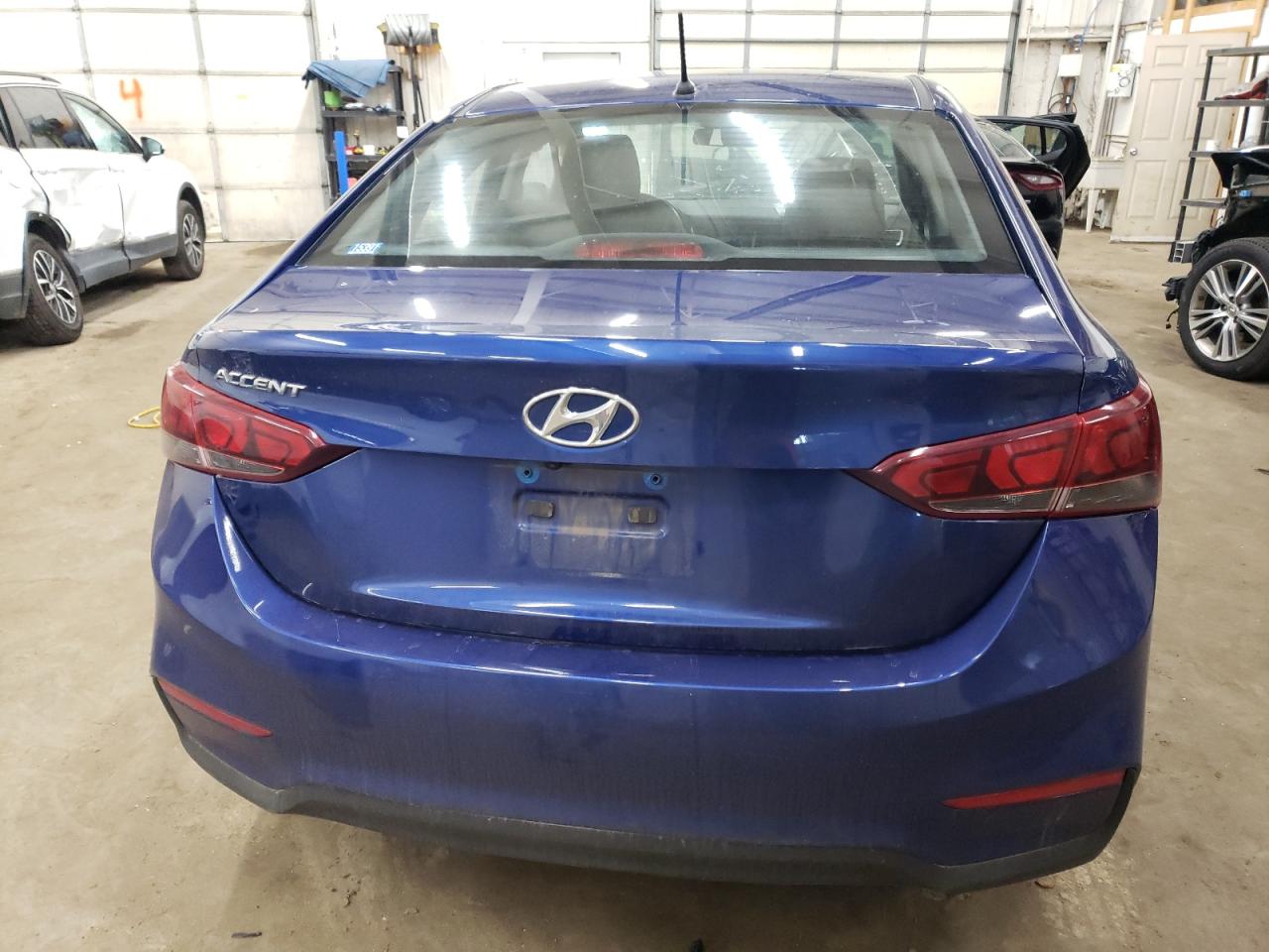 Photo 5 VIN: 3KPC24A35KE043170 - HYUNDAI ACCENT 