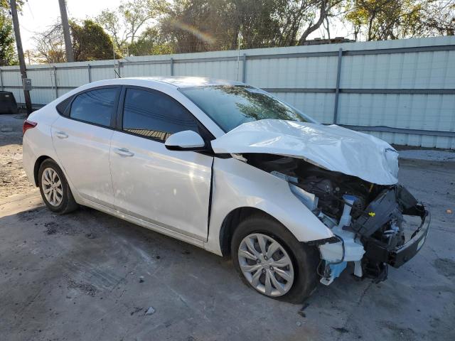 Photo 3 VIN: 3KPC24A35KE058638 - HYUNDAI ACCENT SE 