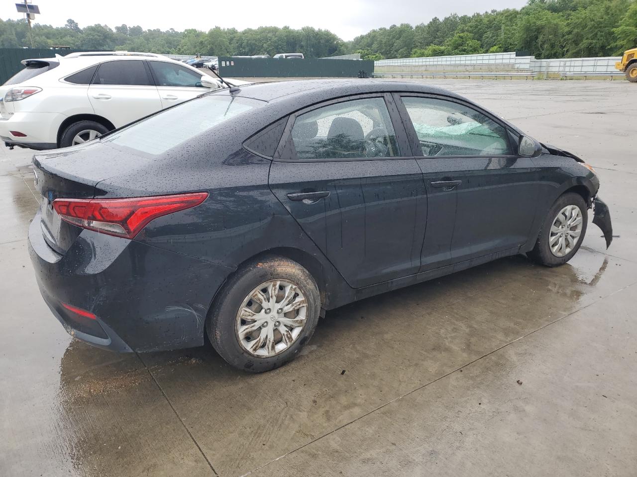 Photo 2 VIN: 3KPC24A35KE065136 - HYUNDAI ACCENT 