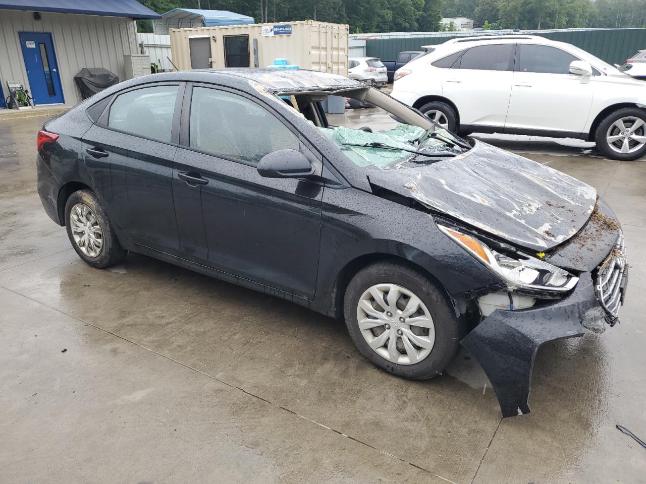 Photo 3 VIN: 3KPC24A35KE065136 - HYUNDAI ACCENT 