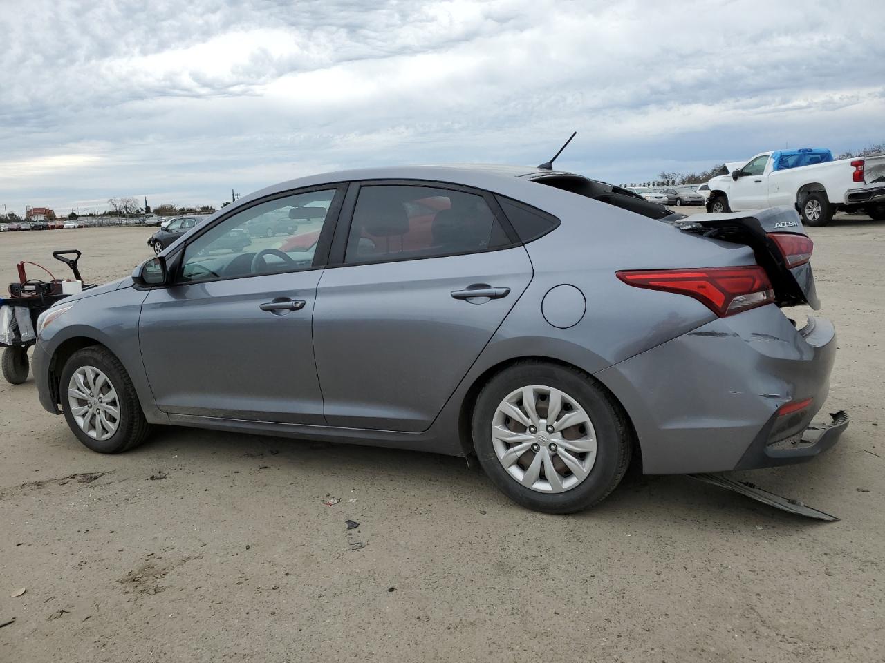 Photo 1 VIN: 3KPC24A36JE014422 - HYUNDAI ACCENT 