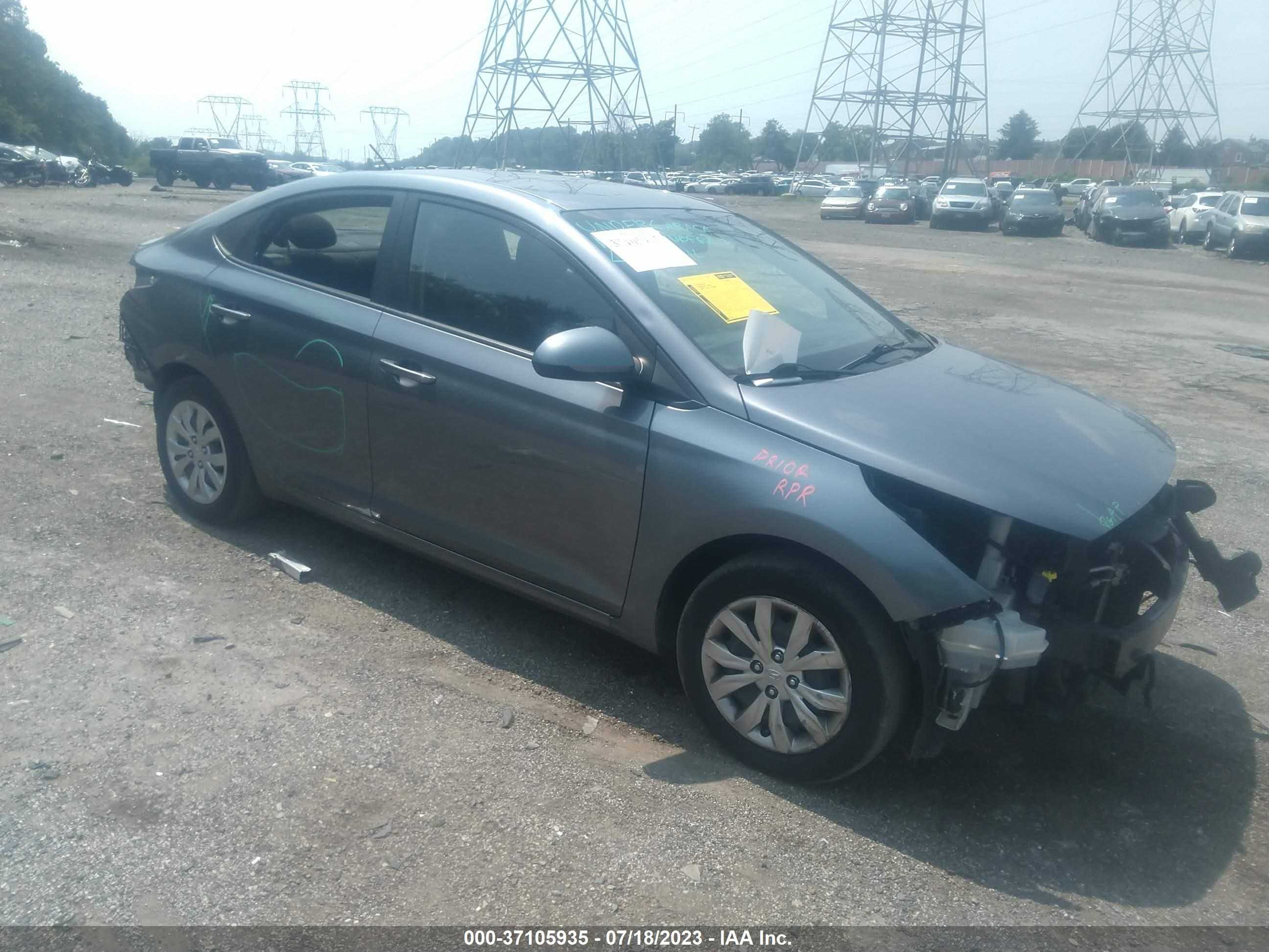 Photo 0 VIN: 3KPC24A36JE015893 - HYUNDAI ACCENT 