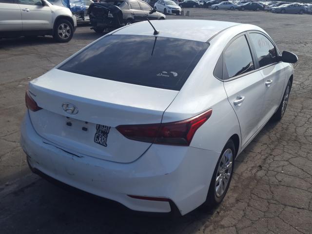 Photo 3 VIN: 3KPC24A36JE021354 - HYUNDAI ACCENT SE 