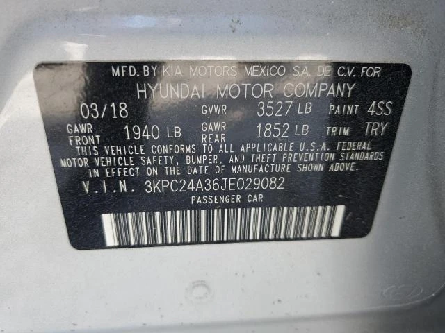 Photo 11 VIN: 3KPC24A36JE029082 - HYUNDAI ACCENT SE 