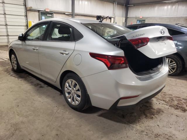 Photo 2 VIN: 3KPC24A36JE029213 - HYUNDAI ACCENT SE 