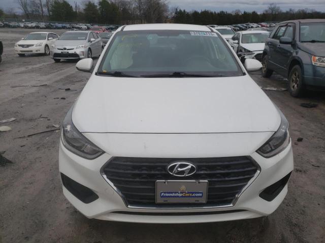 Photo 4 VIN: 3KPC24A36JE033374 - HYUNDAI ACCENT SE 