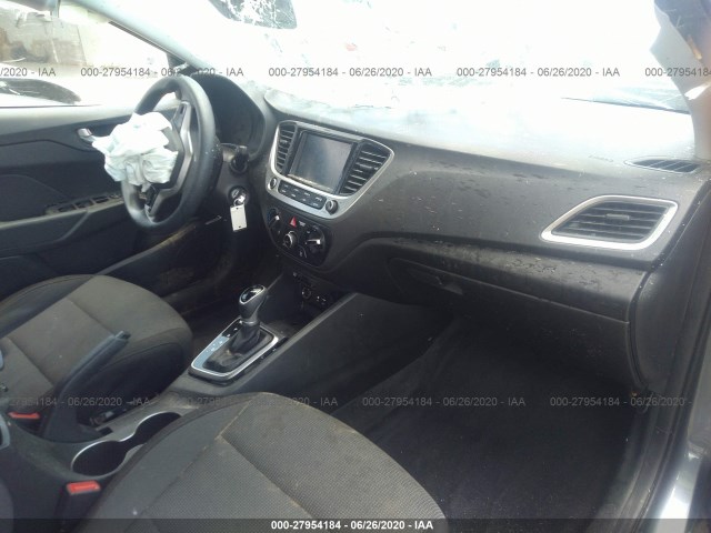 Photo 4 VIN: 3KPC24A36JE033794 - HYUNDAI ACCENT 