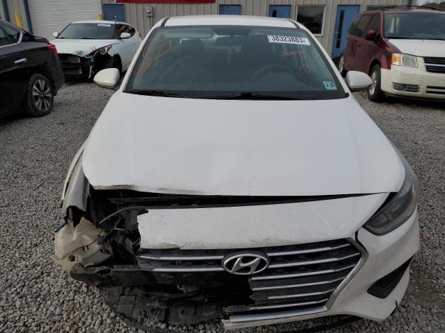 Photo 4 VIN: 3KPC24A36KE050810 - HYUNDAI ACCENT SE 