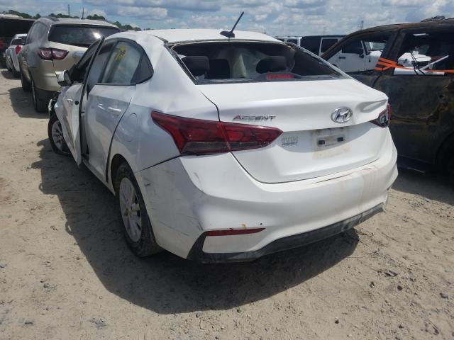 Photo 2 VIN: 3KPC24A37JE004840 - HYUNDAI ACCENT SE 