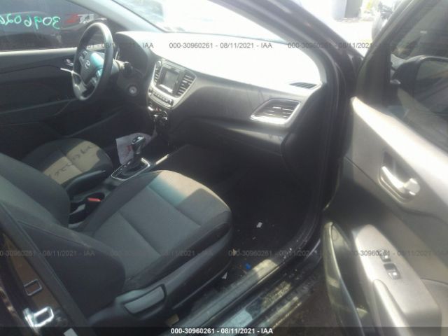 Photo 4 VIN: 3KPC24A37JE012825 - HYUNDAI ACCENT 