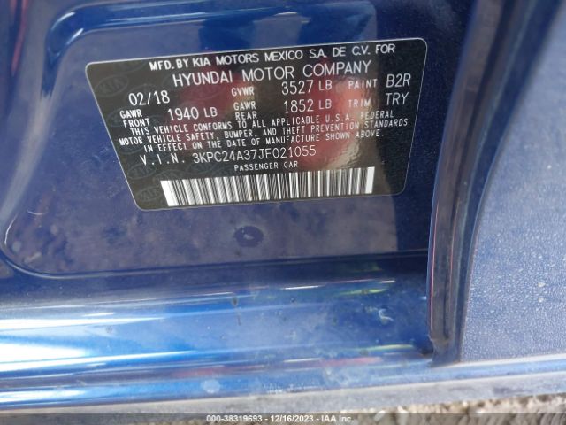 Photo 8 VIN: 3KPC24A37JE021055 - HYUNDAI ACCENT 