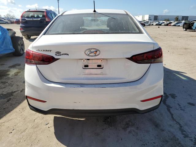 Photo 5 VIN: 3KPC24A37JE021797 - HYUNDAI ACCENT SE 