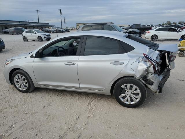 Photo 1 VIN: 3KPC24A37JE025512 - HYUNDAI ACCENT SE 