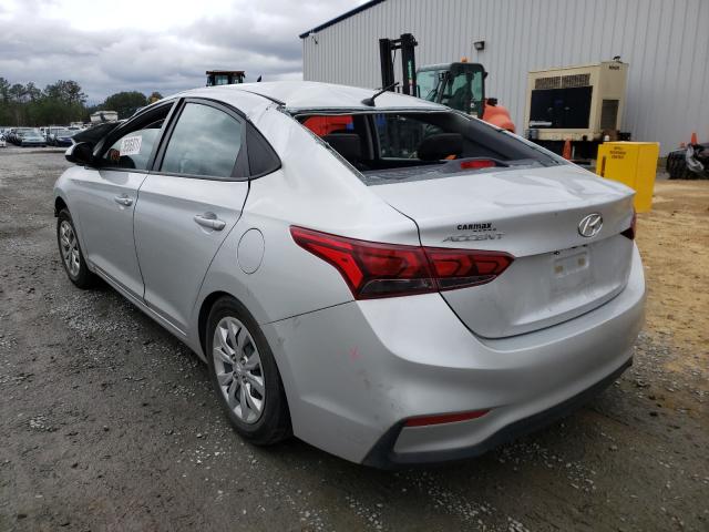 Photo 2 VIN: 3KPC24A37JE028054 - HYUNDAI ACCENT SE 