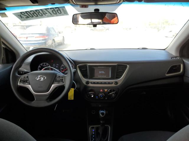 Photo 8 VIN: 3KPC24A37JE029088 - HYUNDAI ACCENT SE 