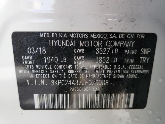 Photo 9 VIN: 3KPC24A37JE029088 - HYUNDAI ACCENT SE 