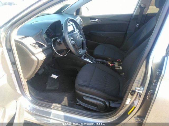 Photo 4 VIN: 3KPC24A37JE031584 - HYUNDAI ACCENT 