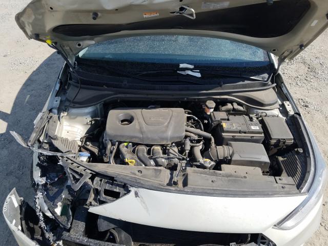 Photo 6 VIN: 3KPC24A37KE043123 - HYUNDAI ACCENT SE 