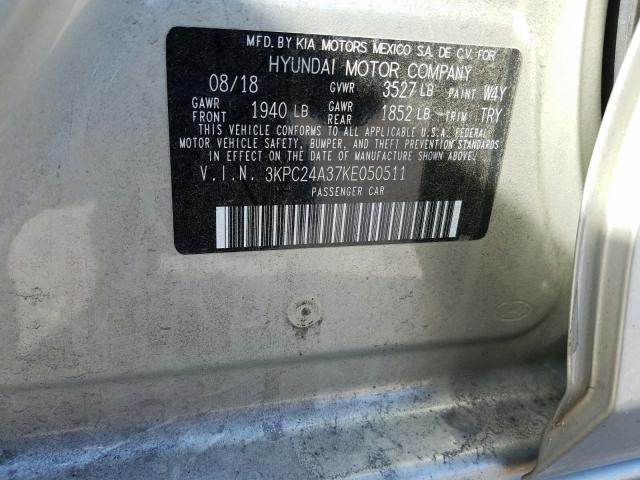 Photo 9 VIN: 3KPC24A37KE050511 - HYUNDAI ACCENT SE 