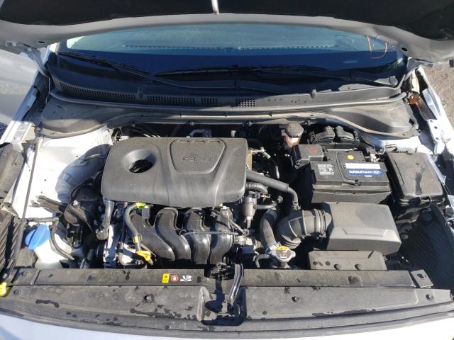 Photo 6 VIN: 3KPC24A38JE008671 - HYUNDAI ACCENT SE 