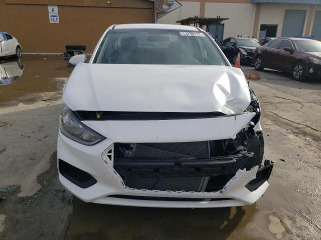 Photo 4 VIN: 3KPC24A38JE012543 - HYUNDAI ACCENT SE 