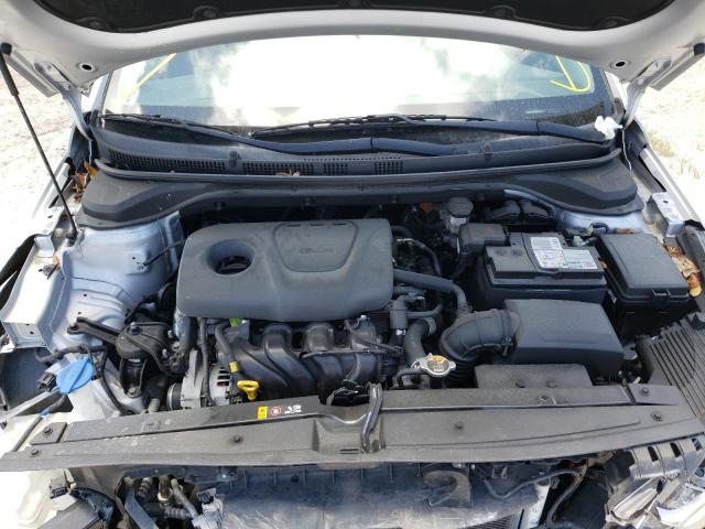 Photo 6 VIN: 3KPC24A38JE014275 - HYUNDAI ACCENT SE 