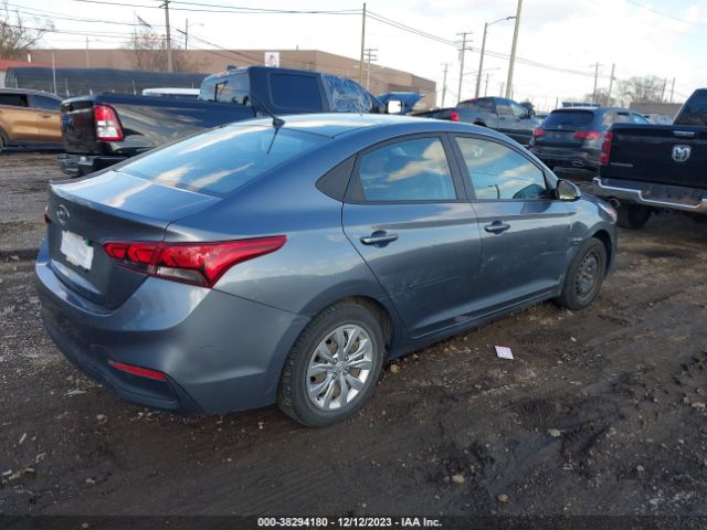 Photo 3 VIN: 3KPC24A38JE019010 - HYUNDAI ACCENT 