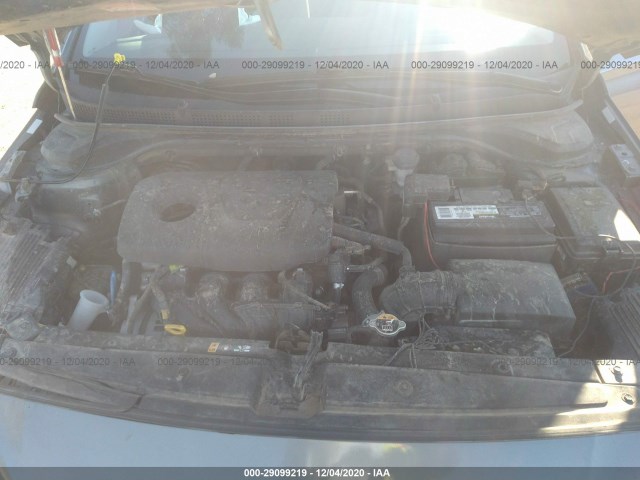 Photo 9 VIN: 3KPC24A38JE019203 - HYUNDAI ACCENT 