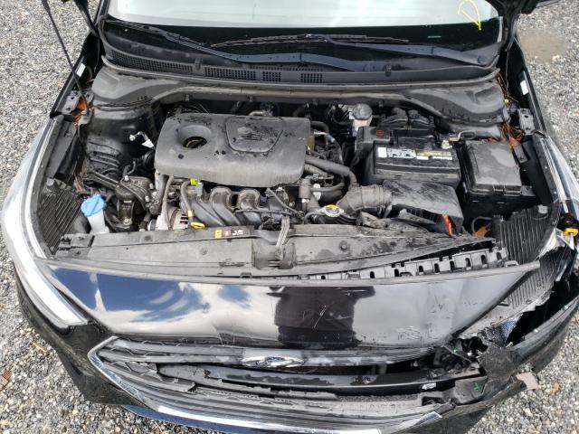 Photo 6 VIN: 3KPC24A38JE023848 - HYUNDAI ACCENT SE 