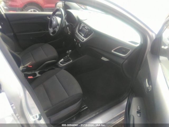 Photo 4 VIN: 3KPC24A38KE049853 - HYUNDAI ACCENT 