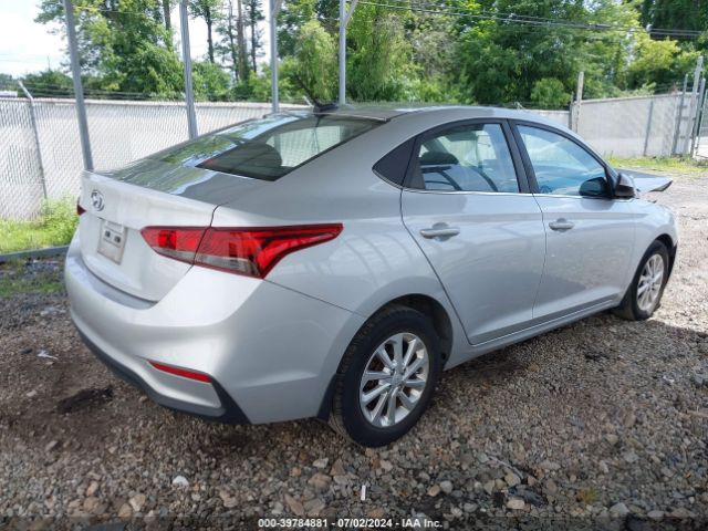 Photo 3 VIN: 3KPC24A38KE053711 - HYUNDAI ACCENT 