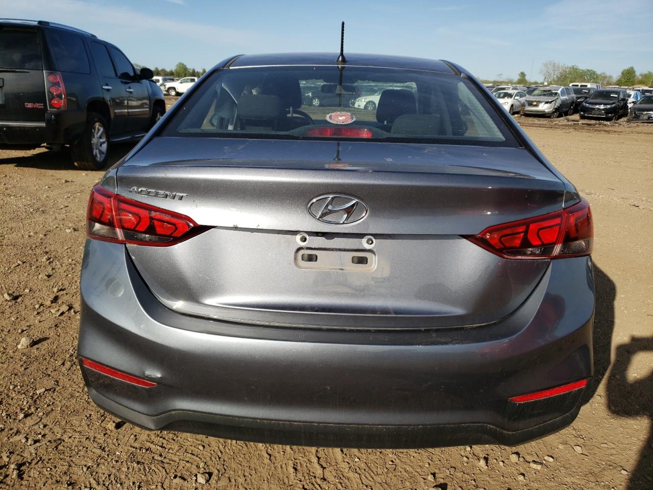 Photo 5 VIN: 3KPC24A38KE069004 - HYUNDAI ACCENT 