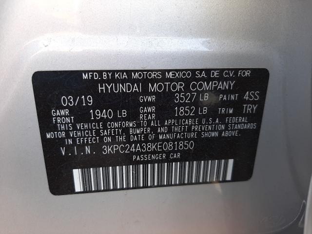 Photo 9 VIN: 3KPC24A38KE081850 - HYUNDAI ACCENT SE 