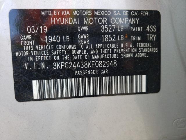 Photo 9 VIN: 3KPC24A38KE082948 - HYUNDAI ACCENT SE 