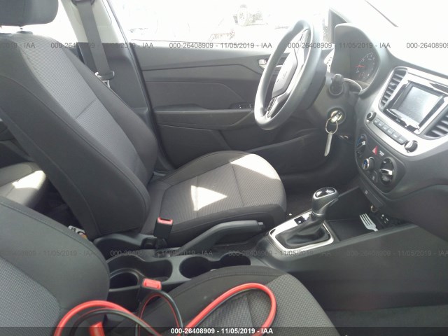 Photo 4 VIN: 3KPC24A38KE083954 - HYUNDAI ACCENT 