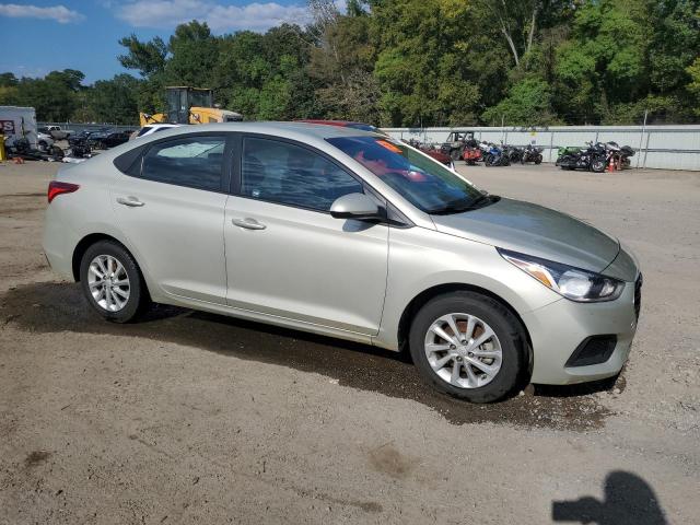 Photo 3 VIN: 3KPC24A39JE012261 - HYUNDAI ACCENT SE 