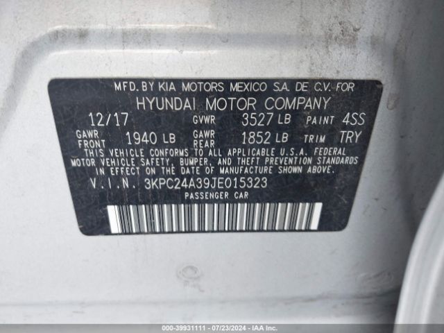 Photo 8 VIN: 3KPC24A39JE015323 - HYUNDAI ACCENT 