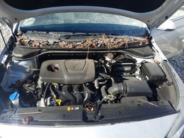 Photo 6 VIN: 3KPC24A39JE024166 - HYUNDAI ACCENT SE 