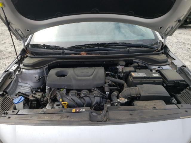 Photo 6 VIN: 3KPC24A39KE039588 - HYUNDAI ACCENT SE 