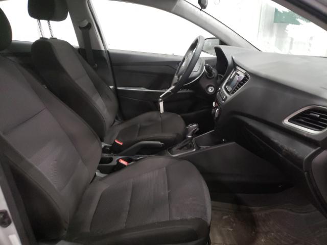 Photo 4 VIN: 3KPC24A39KE047741 - HYUNDAI ACCENT SE 