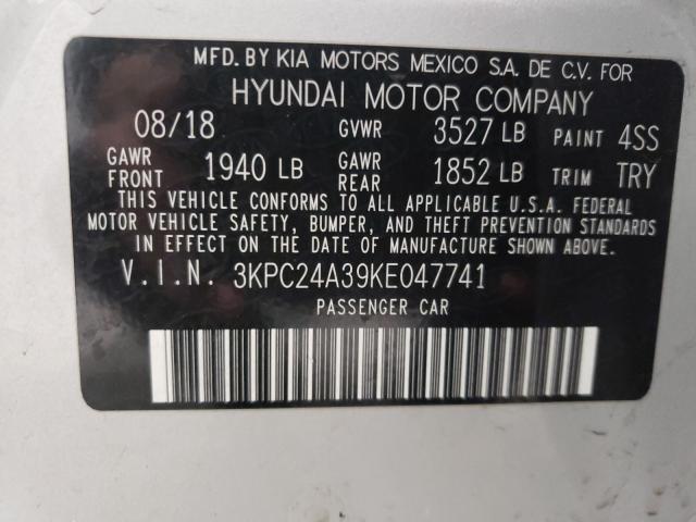 Photo 9 VIN: 3KPC24A39KE047741 - HYUNDAI ACCENT SE 