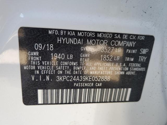 Photo 11 VIN: 3KPC24A39KE052888 - HYUNDAI ACCENT SE 