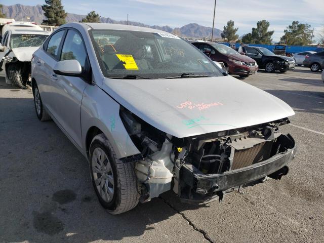 Photo 0 VIN: 3KPC24A3XJE009045 - HYUNDAI ACCENT SE 