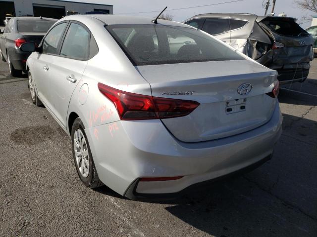 Photo 2 VIN: 3KPC24A3XJE009045 - HYUNDAI ACCENT SE 