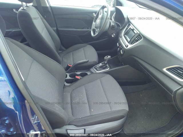 Photo 4 VIN: 3KPC24A3XJE012429 - HYUNDAI ACCENT 