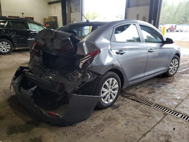 Photo 3 VIN: 3KPC24A3XJE014553 - HYUNDAI ACCENT SE 