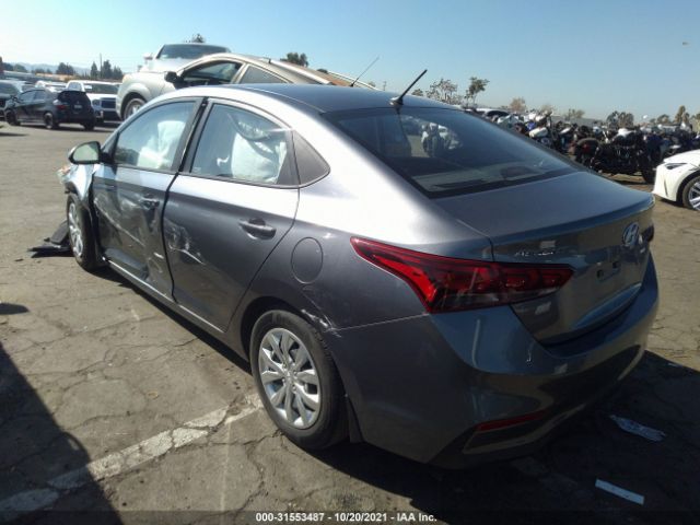 Photo 2 VIN: 3KPC24A3XJE026346 - HYUNDAI ACCENT 